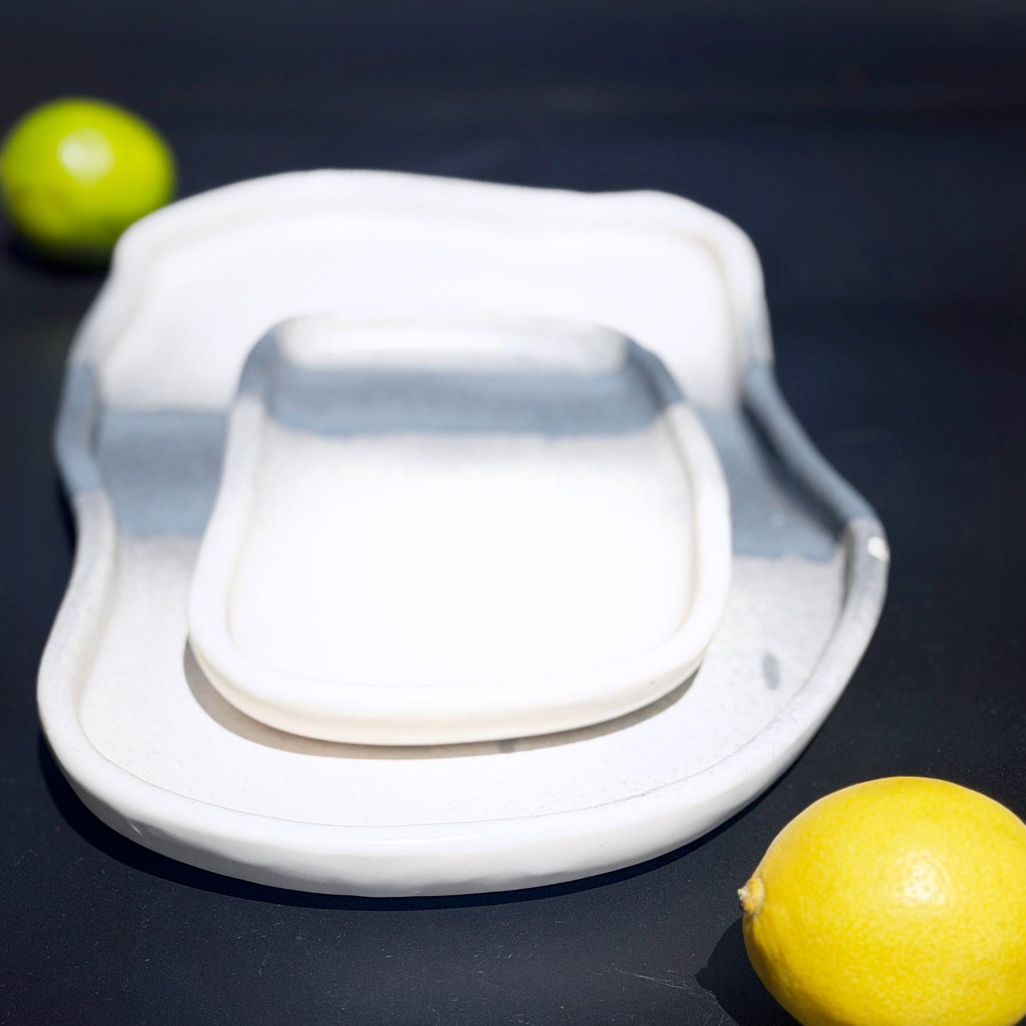 Distant Horizon Tray