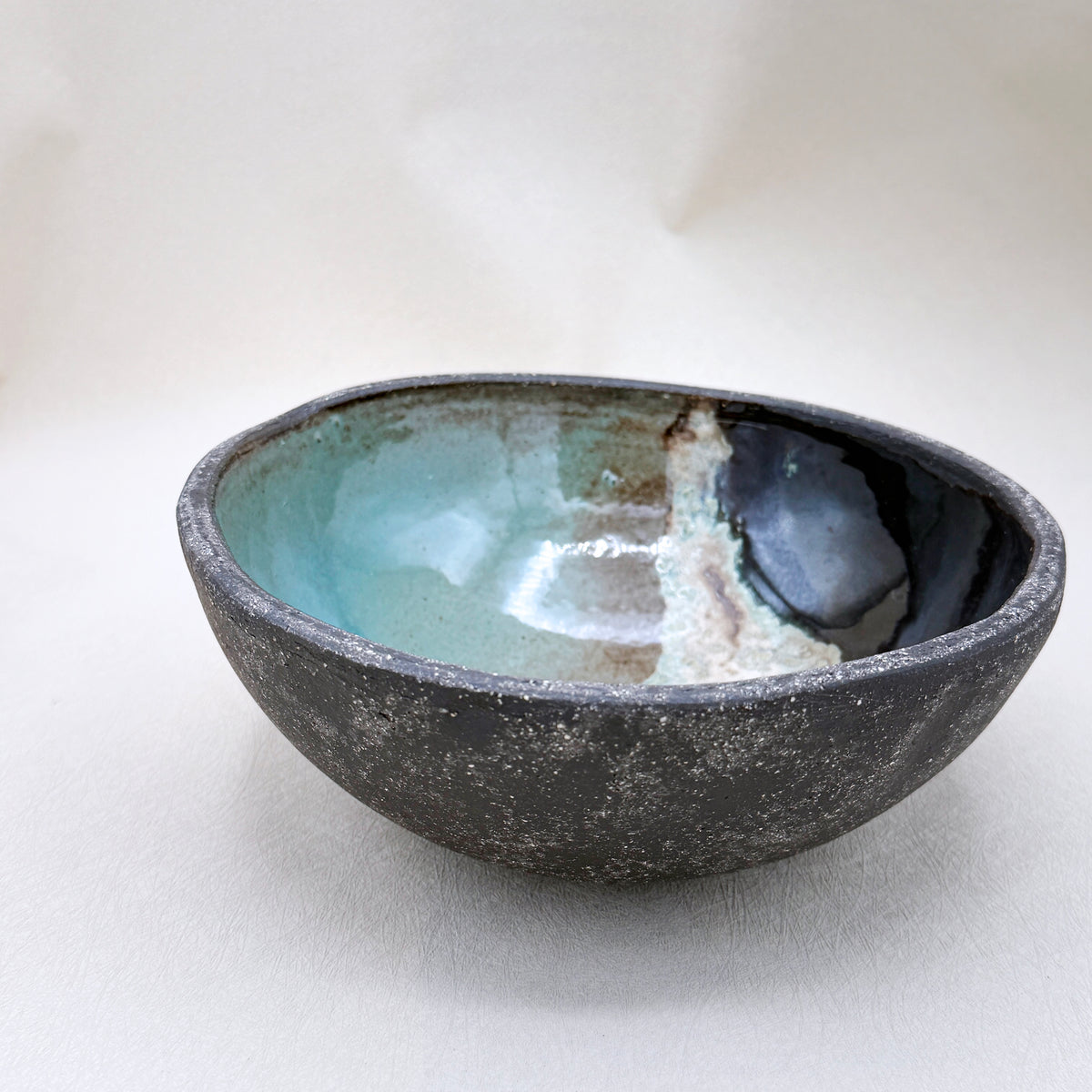 Obsidian Tide Bowl